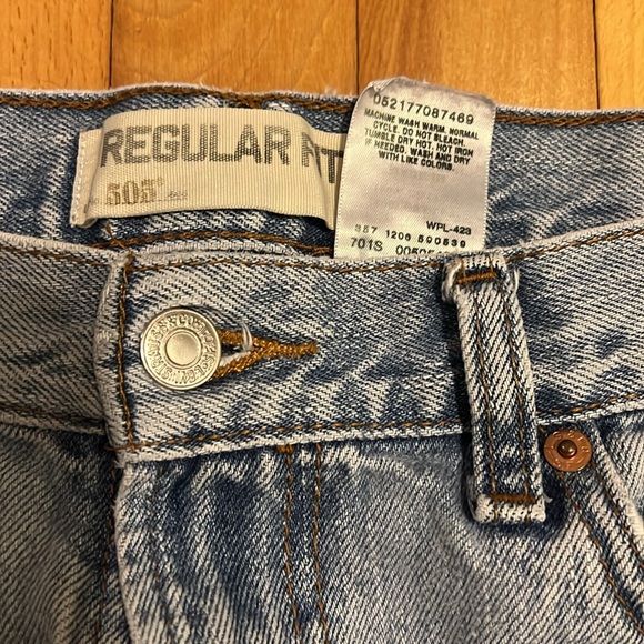 Vintage Levi’s 505 unisex style - Picture 3 of 6